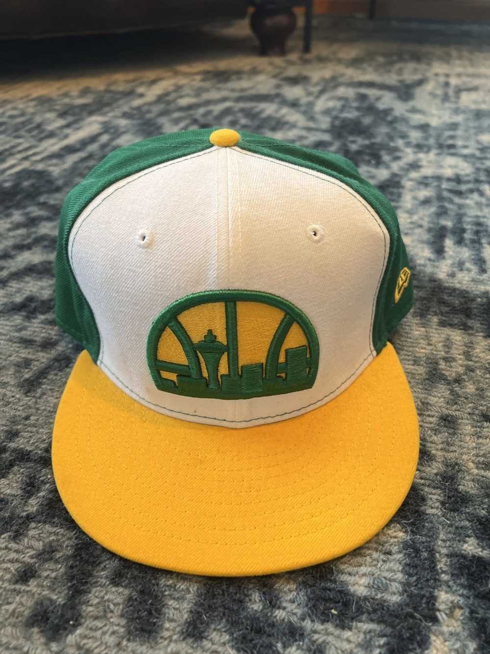 Seattle SuperSonics Mitchell & Ness NBA Snapback Hat XL Logo 2Tone Cap –  Cowing Robards Sports