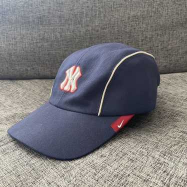 Vintage NIKE TEAM MLB NEW YORK YANKEES SWOOSH Logo ATHLETIC SHIRT