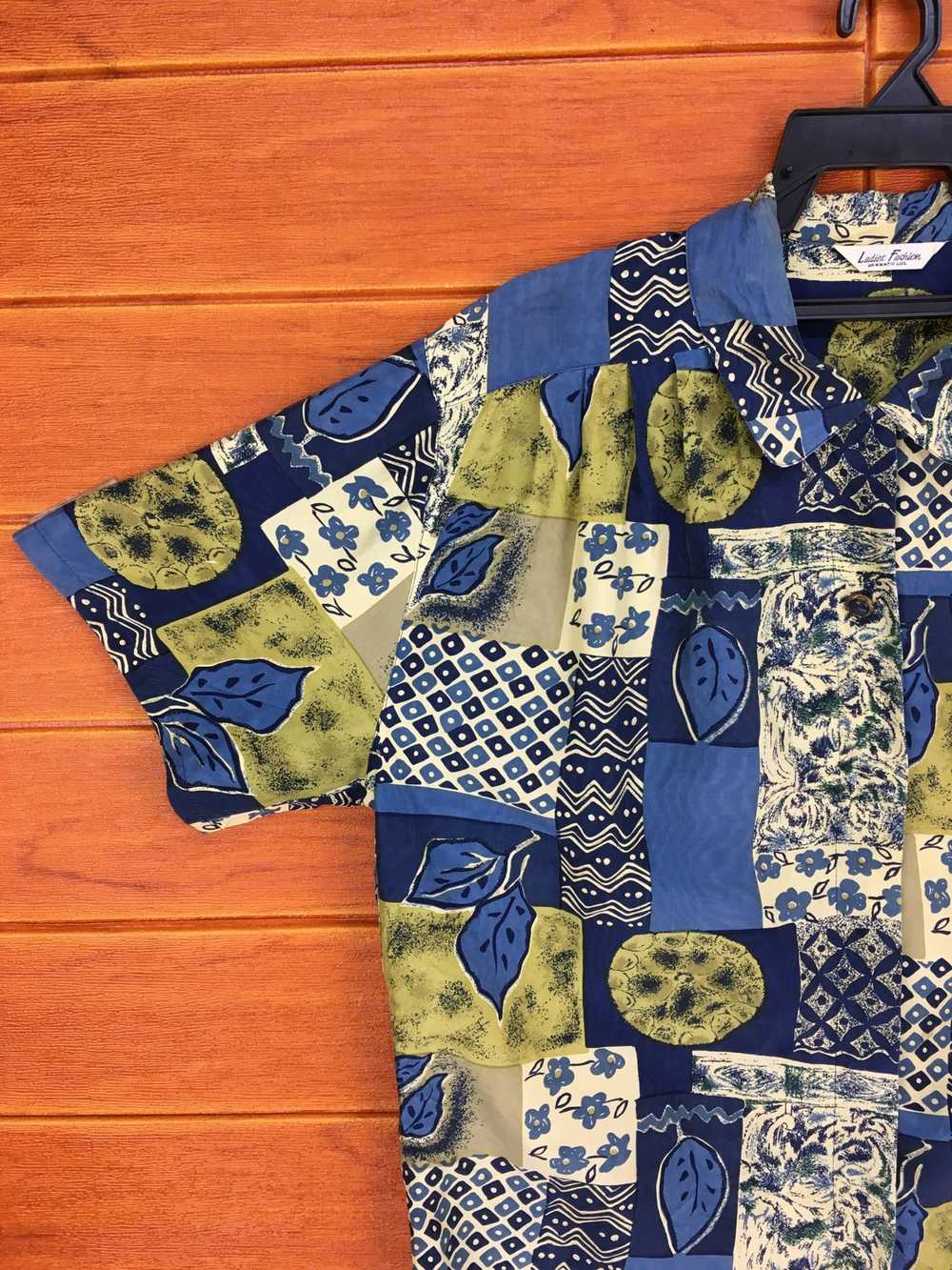 Avant Garde × Hawaiian Shirt × Vintage Vintage Dr… - image 2