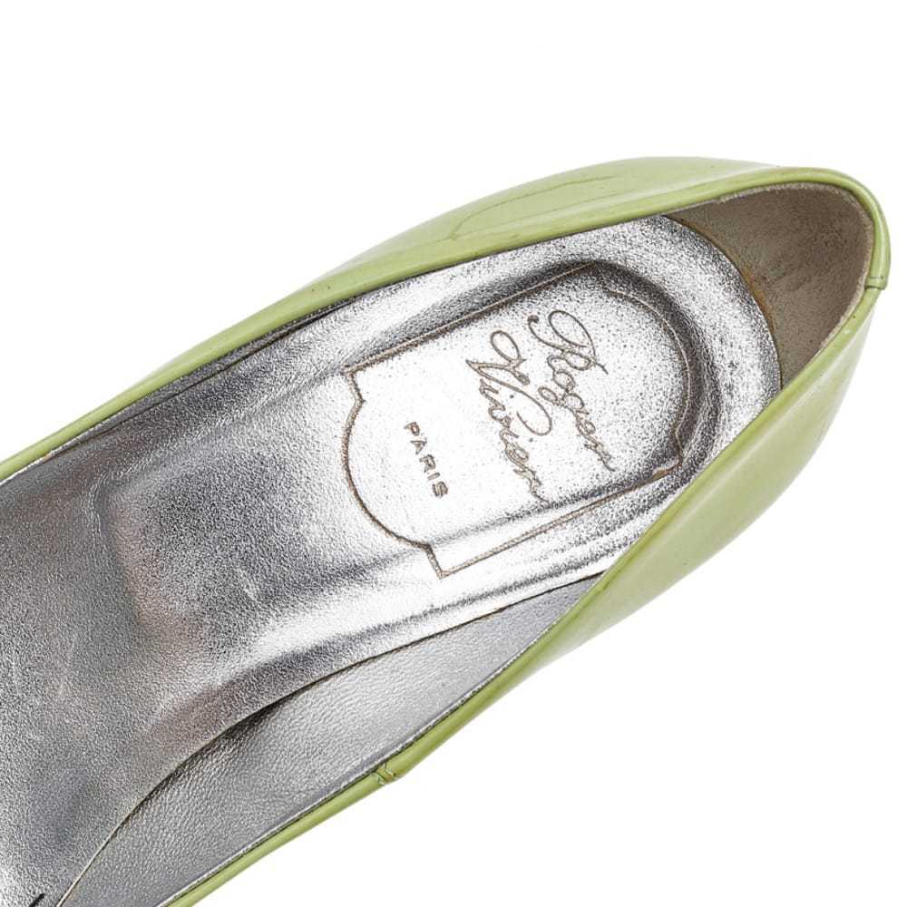 Roger Vivier Patent leather flats - image 6