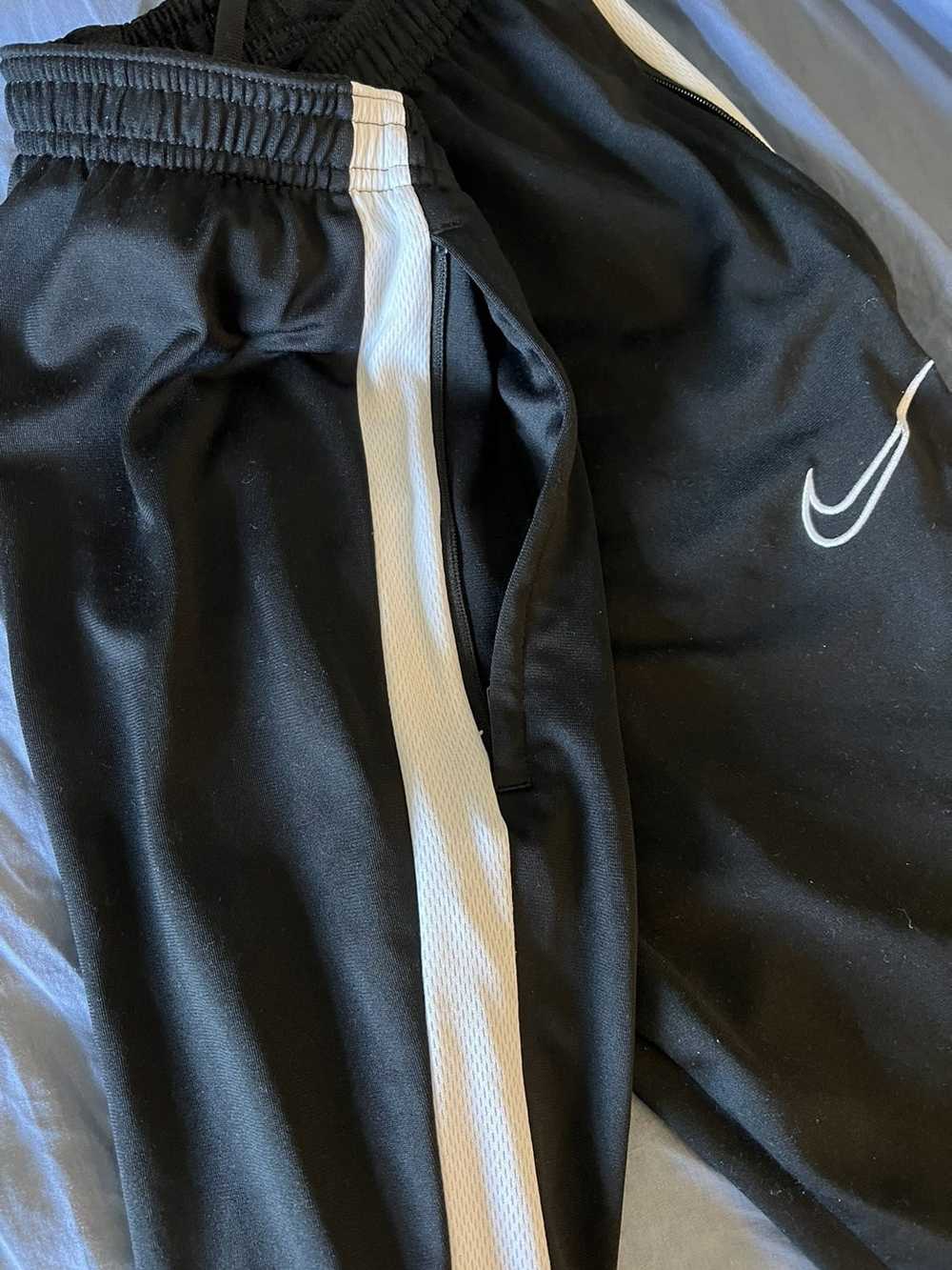 Nike Nike Sweatpants - image 2