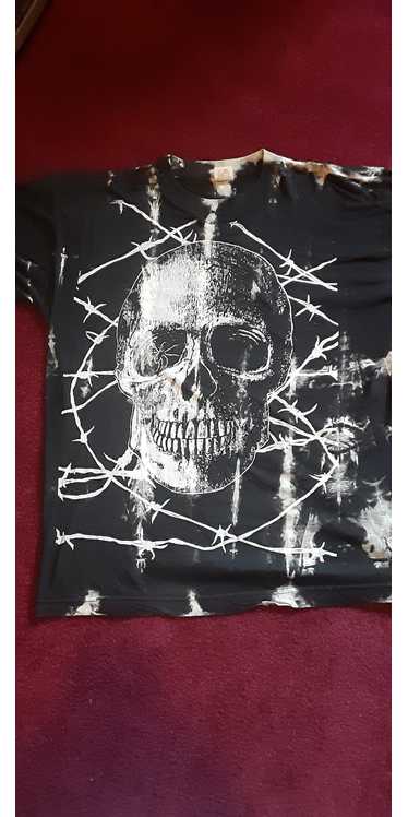 Cotton Skull and barbed wire tydy