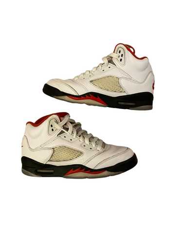 Jordan Brand × Nike Jordan 5 Fire Red 2020 GS Size