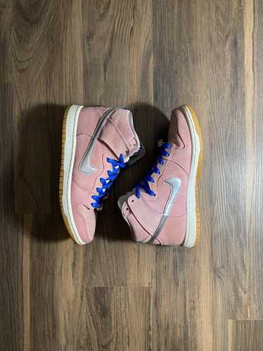 Closer Look at the Polaroid x Nike obsidian SB Dunk Low  [Minor Defect] -  100 - GmarShops Marketplace - Nike obsidian Air Force 1 React LEFT FOOT  DISCOLORATION Men Casual US11 DM0573