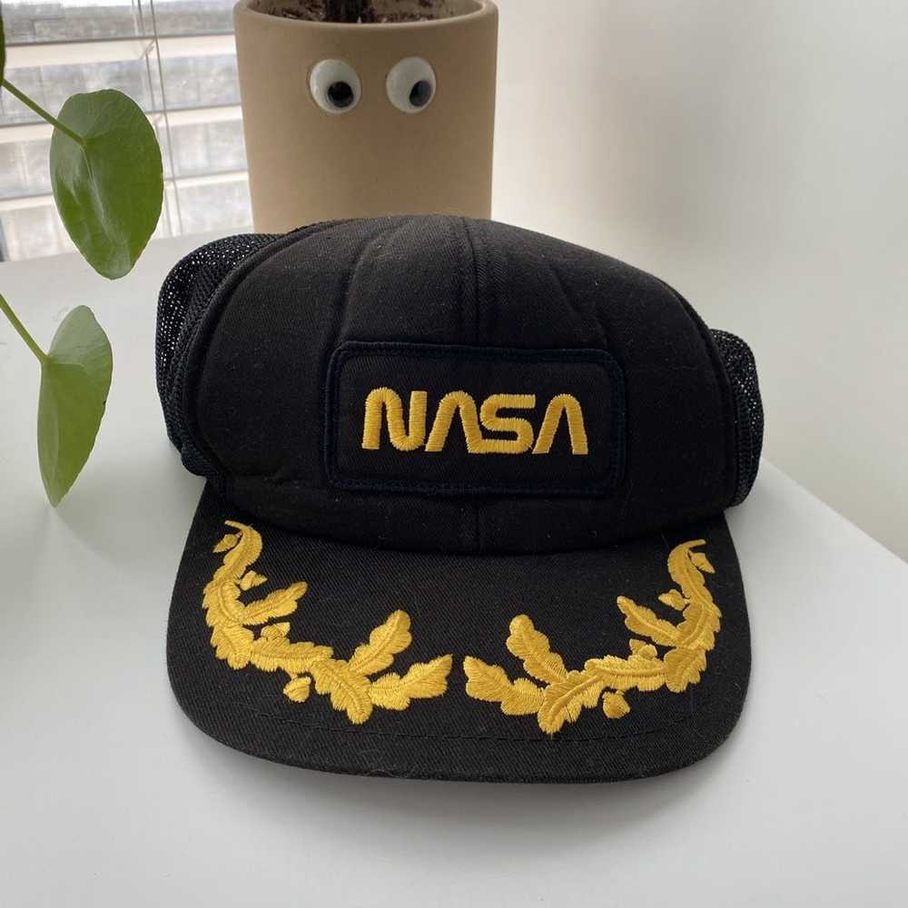 Nasa × Trucker Hat × Vintage Vintage 90’s NASA Sp… - image 1