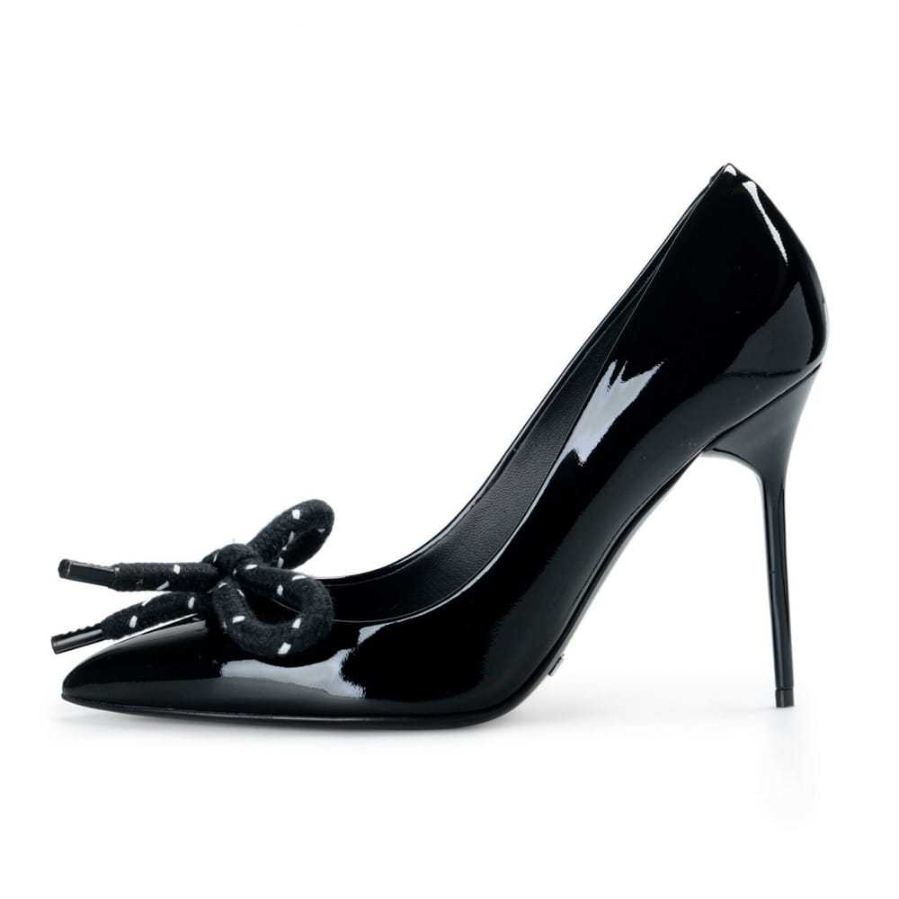 Burberry Patent leather heels - image 2