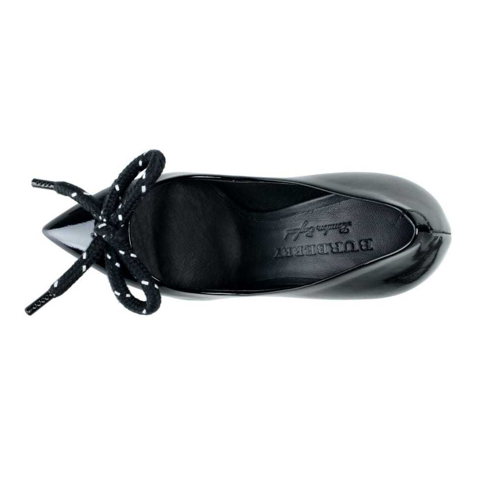 Burberry Patent leather heels - image 7