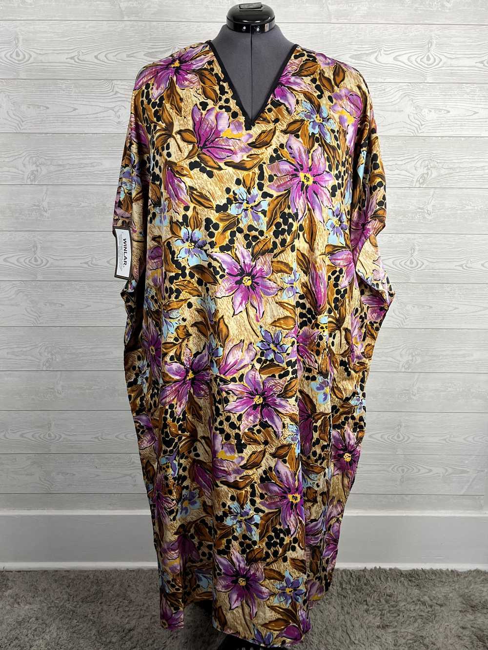 Winlar Size Open Brown & Purple Floral Caftan NWT - image 1