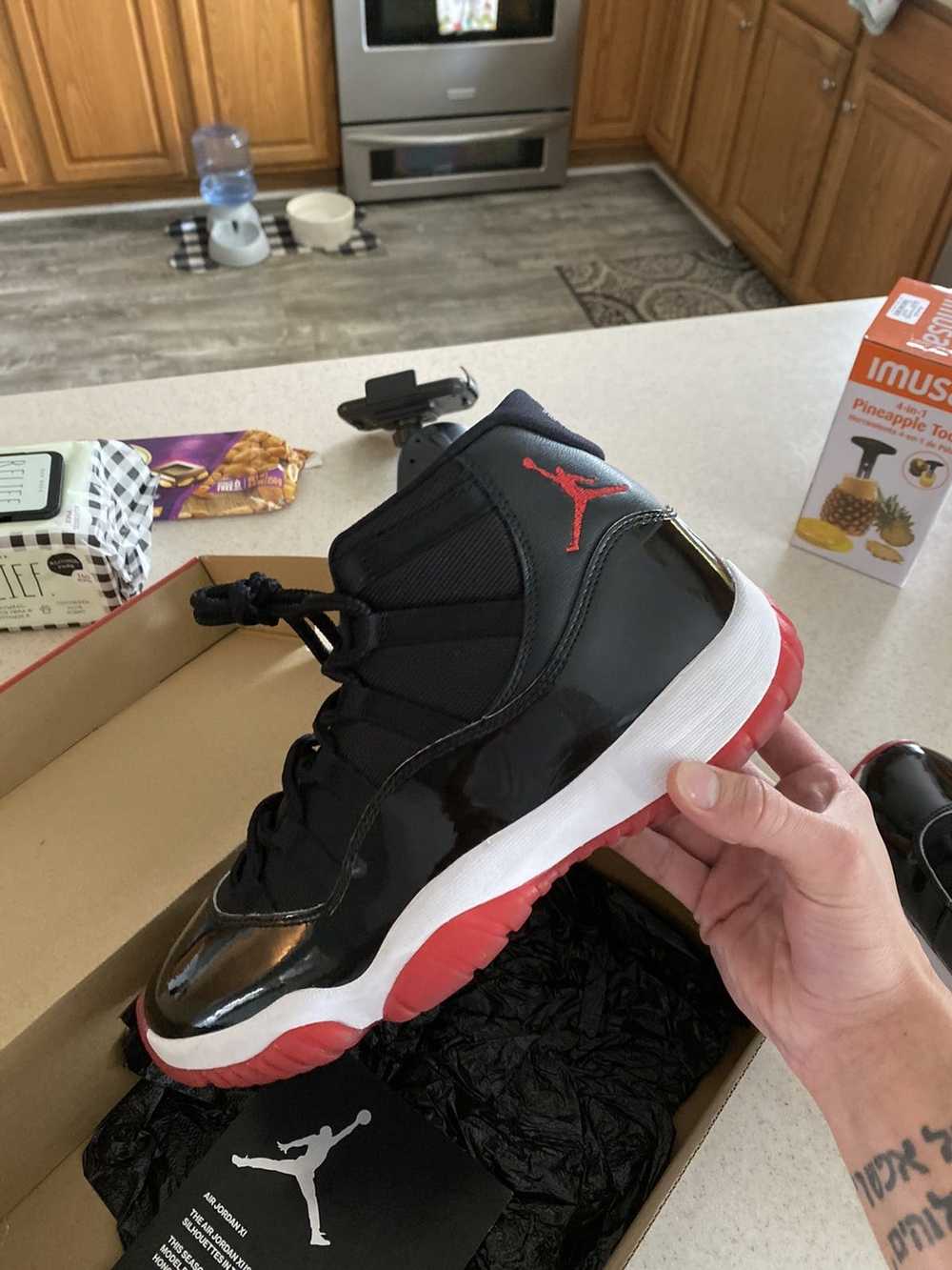 Nike Air Jordan 11 Bred 2019 - image 8