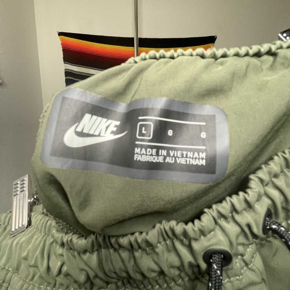 Nike Nike Sportswear Woven Tapered Pants - image 3