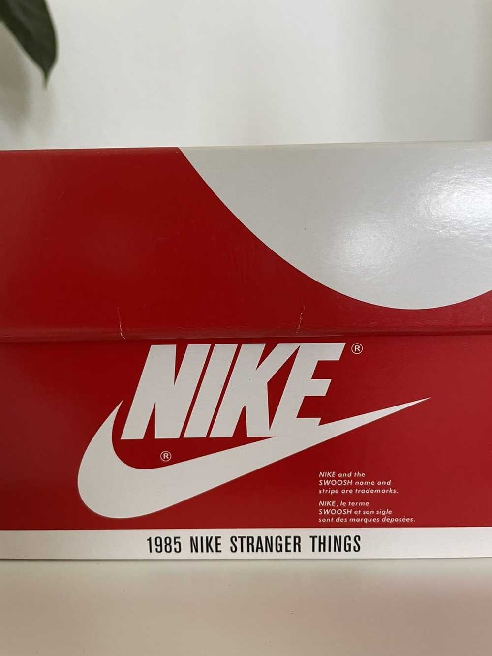 1985 stranger things nike
