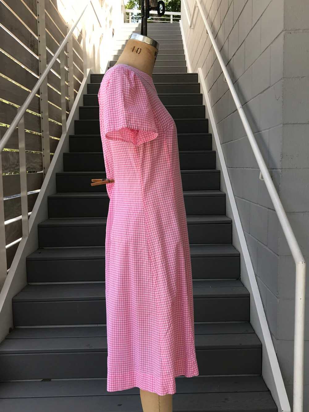 1960s Pink Checkered Day Dress - image 4