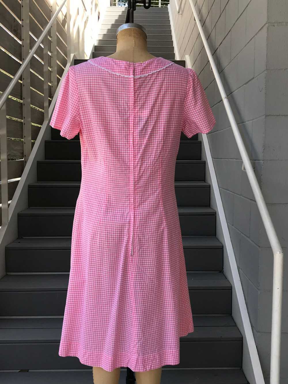 1960s Pink Checkered Day Dress - image 7
