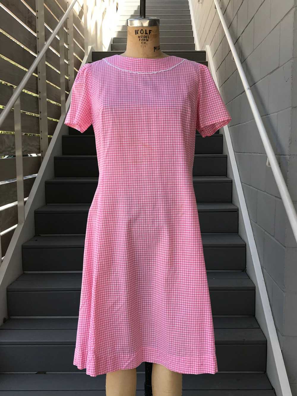 1960s Pink Checkered Day Dress - image 8