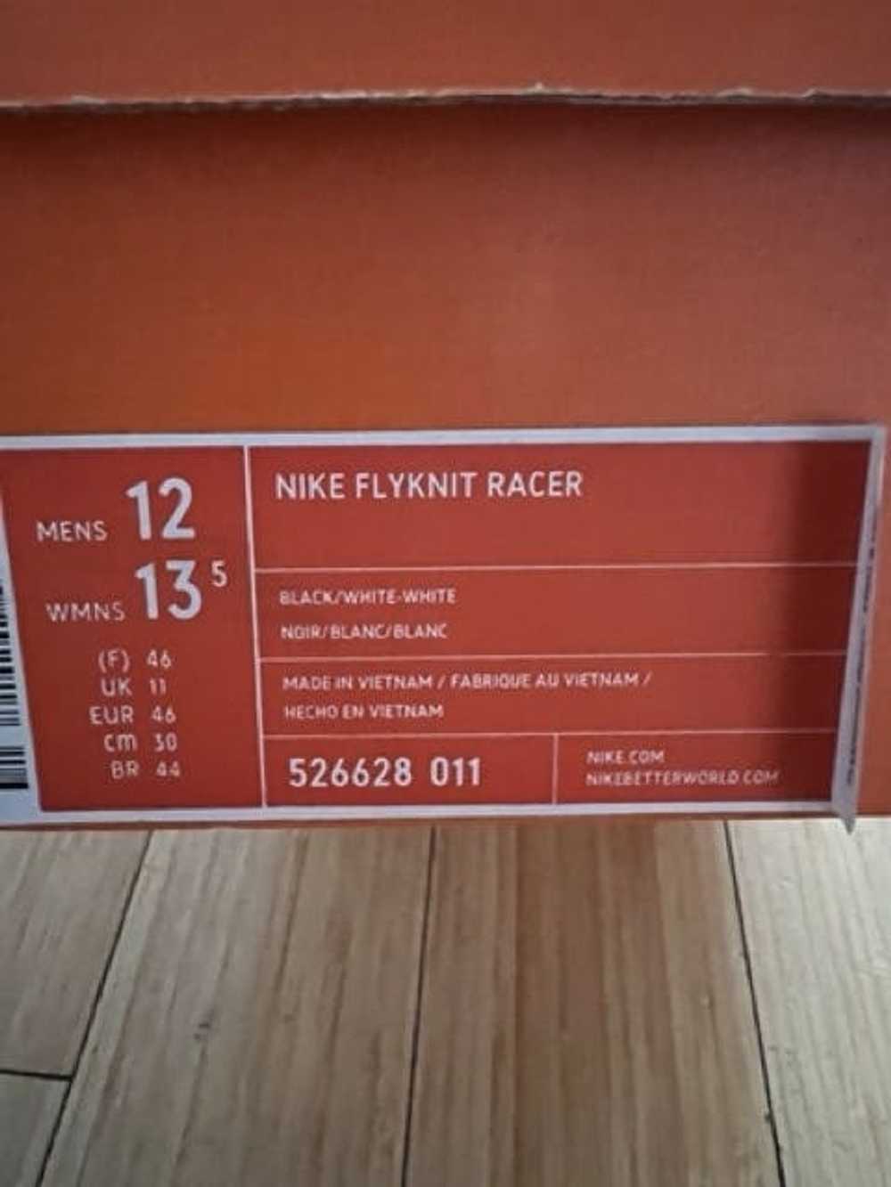 Nike Nike Flyknit Racer - image 5