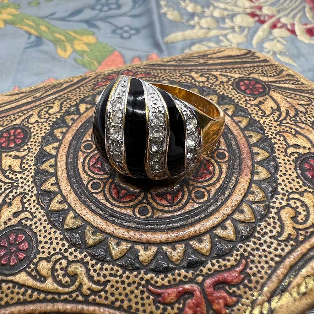 Vintage Black Enamel and Rhinestone Fashion Ring - image 5