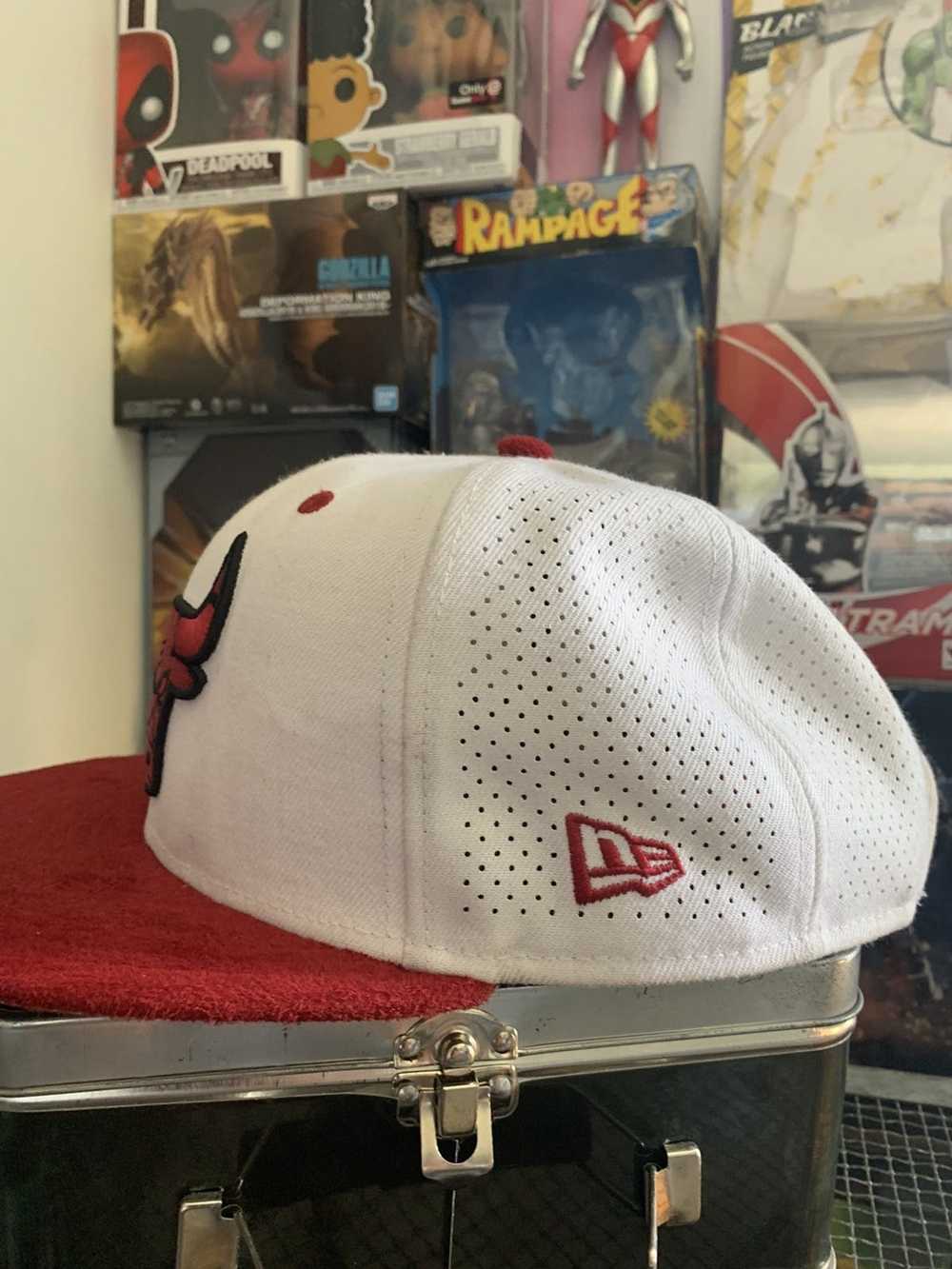 New Era Chicago Bulls Suede hat - image 3