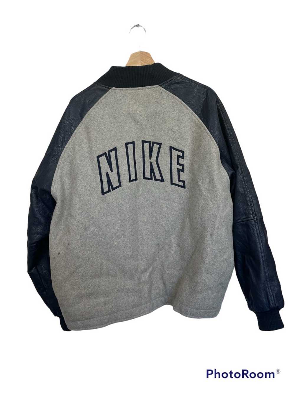 Nike Vtg 90s Nike Large Leather Wool Embroidered … - image 2