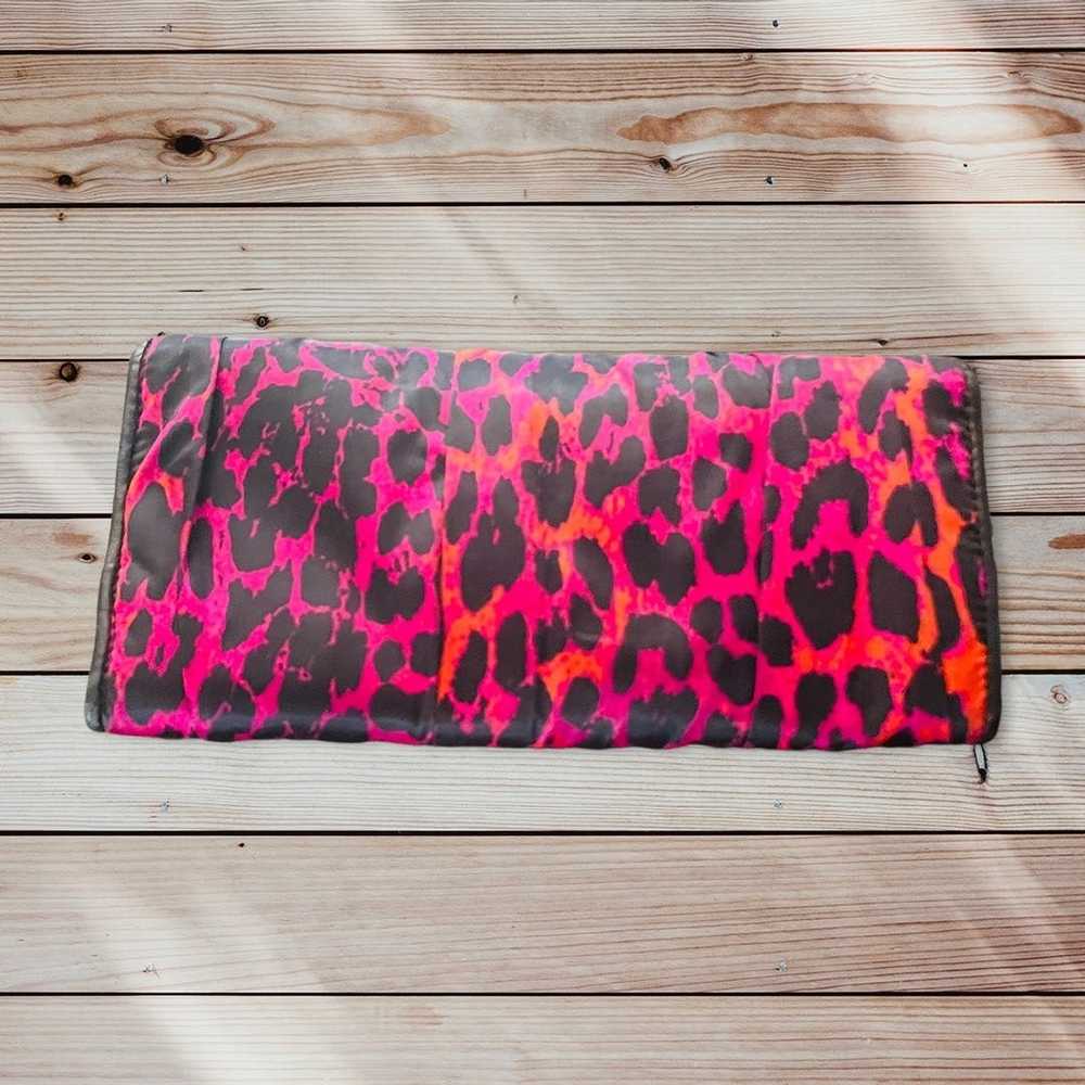 Henri Bendel Henri Bendel Neon Leopard Print Wall… - image 1