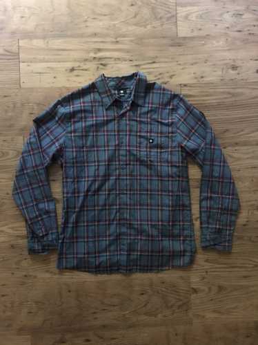 Dc DC Shoe Co lightweight flannel large