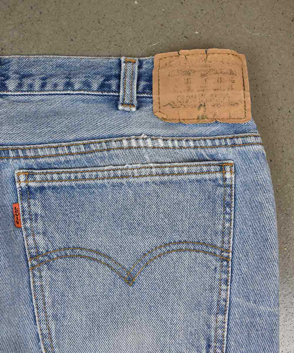 LEVI'S 615 Jeans (36/32) - image 3