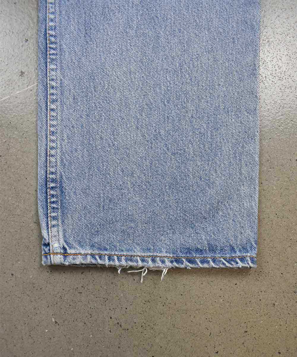 LEVI'S 615 Jeans (36/32) - image 4
