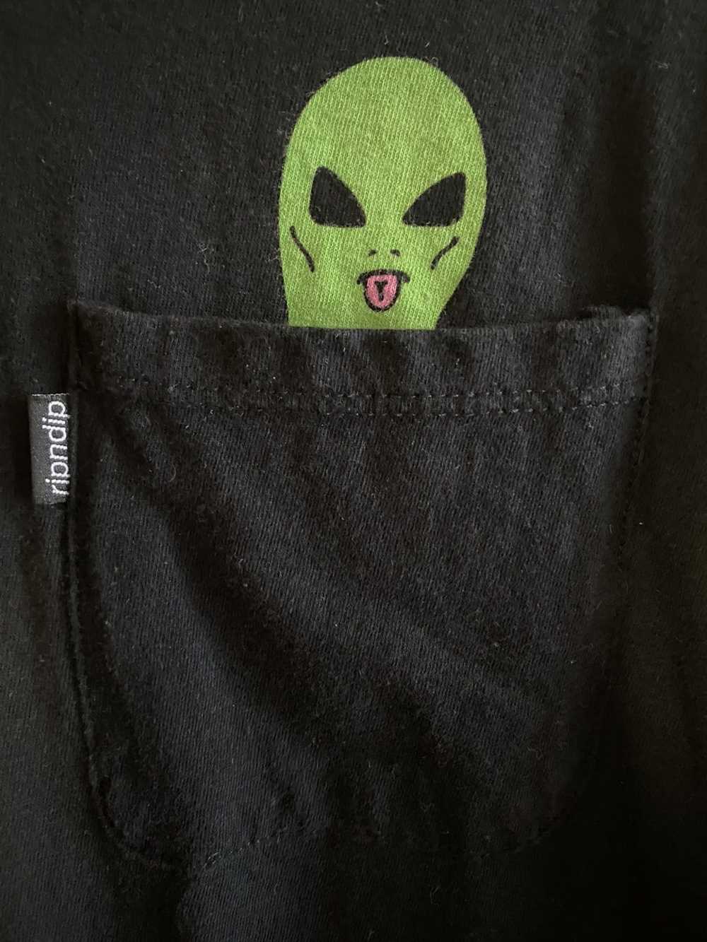 Rip N Dip Rip N Dip Alien Pocket T-Shirt - image 2