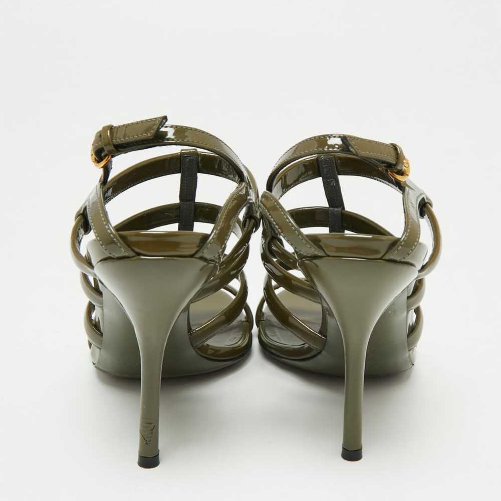 Gucci Patent leather sandal - image 4