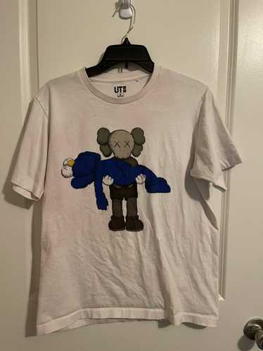 Unisex T-shirt KAWS Tokyo First Flayed Companion Keychain - The