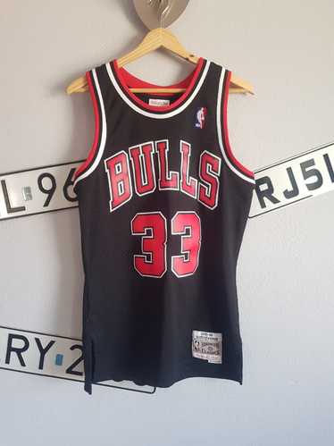 Chicago Bulls × Mitchell & Ness × NBA Chicago Bul… - image 1