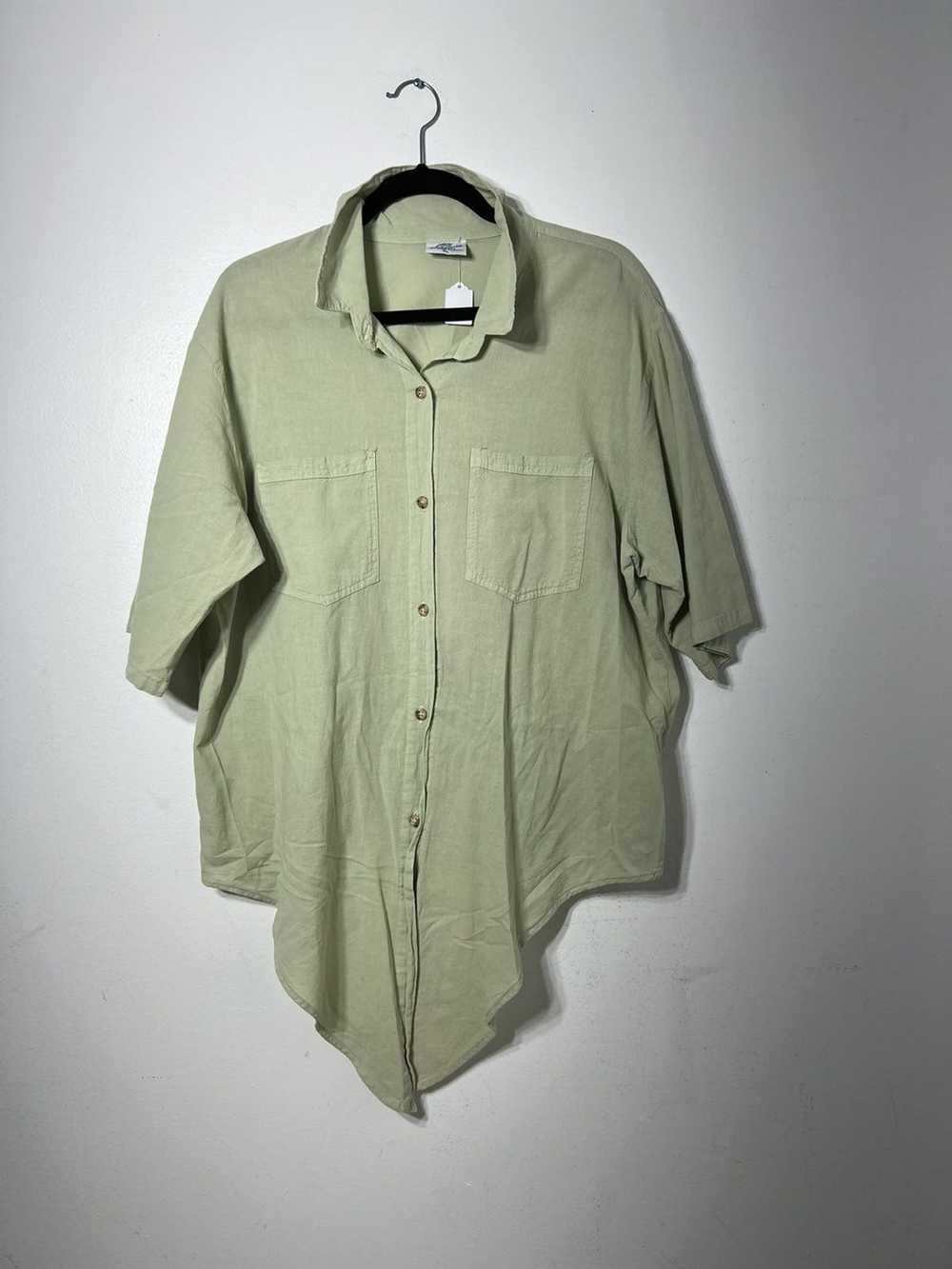 Vintage Pointed Front Button Up Short Sleeve, Siz… - image 1