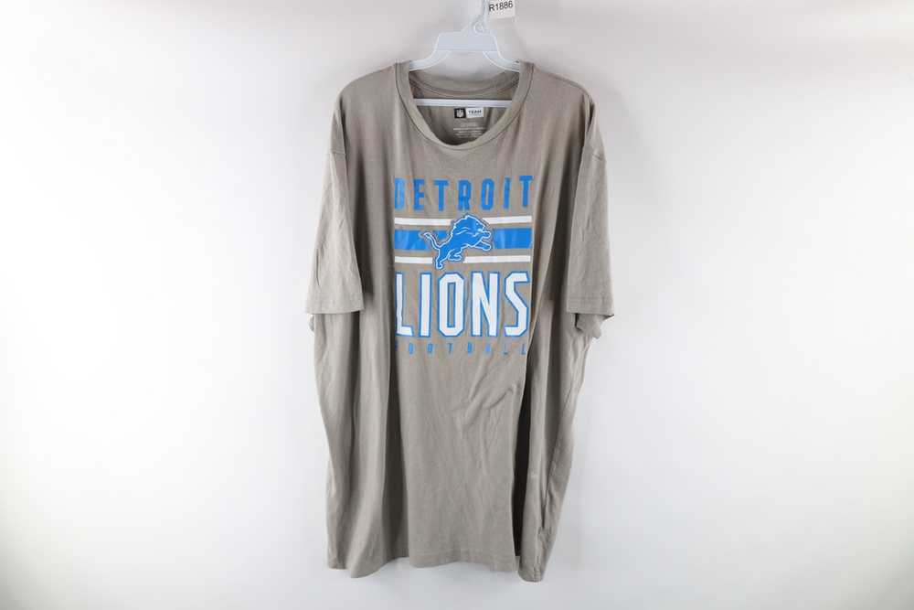 Vintage NFL Detroit Lions Football Spell Out Shor… - image 1