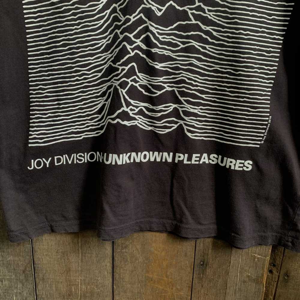 Divided Joy Division Unknown Pleasure Tshirt - image 3