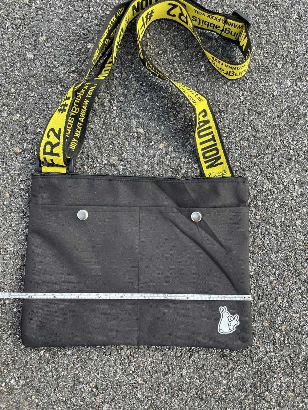 Fr2 on sale sling bag