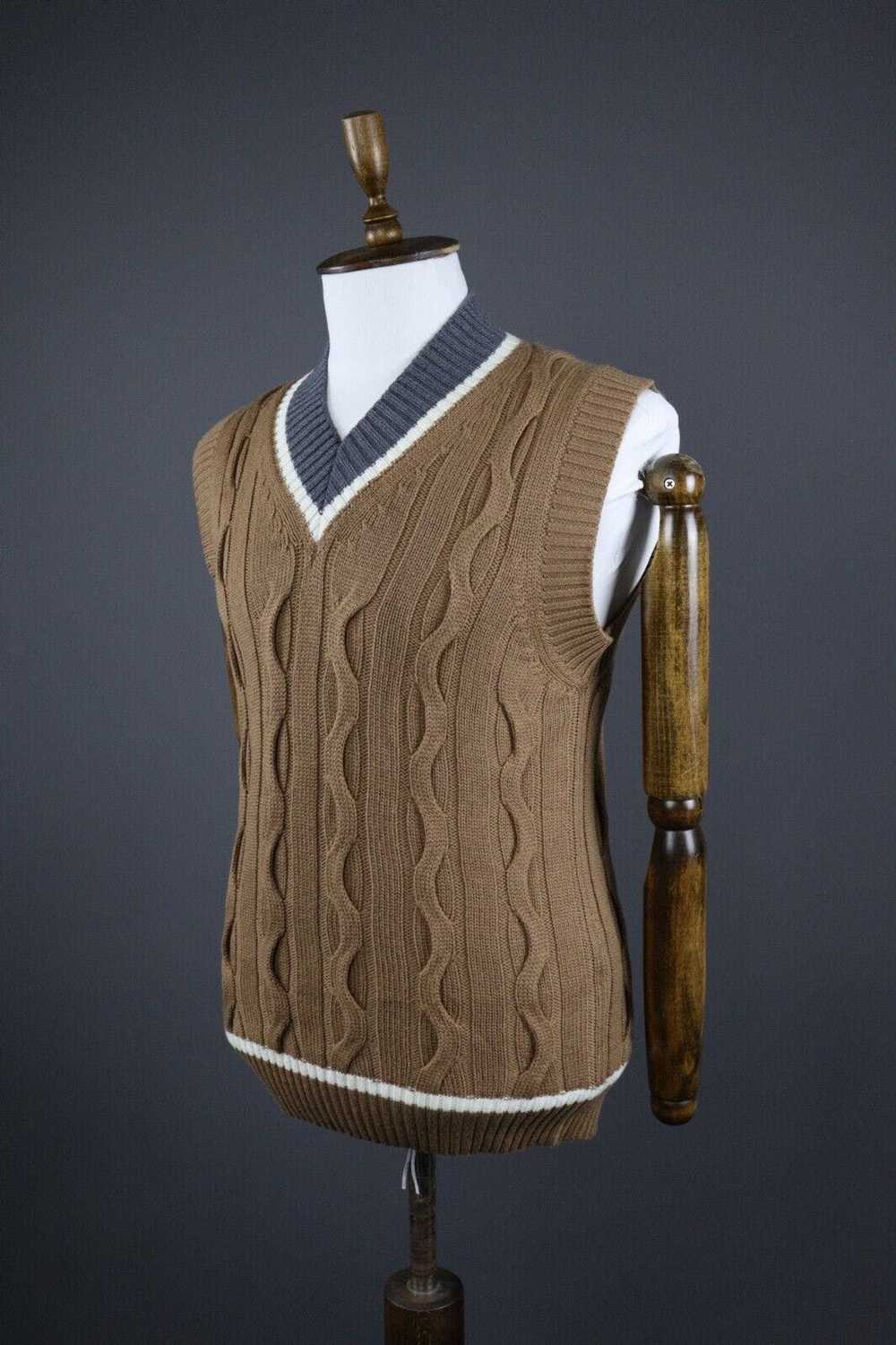 Eleventy ELEVENTY Brown Cable Knit Wool Vest Swea… - image 1