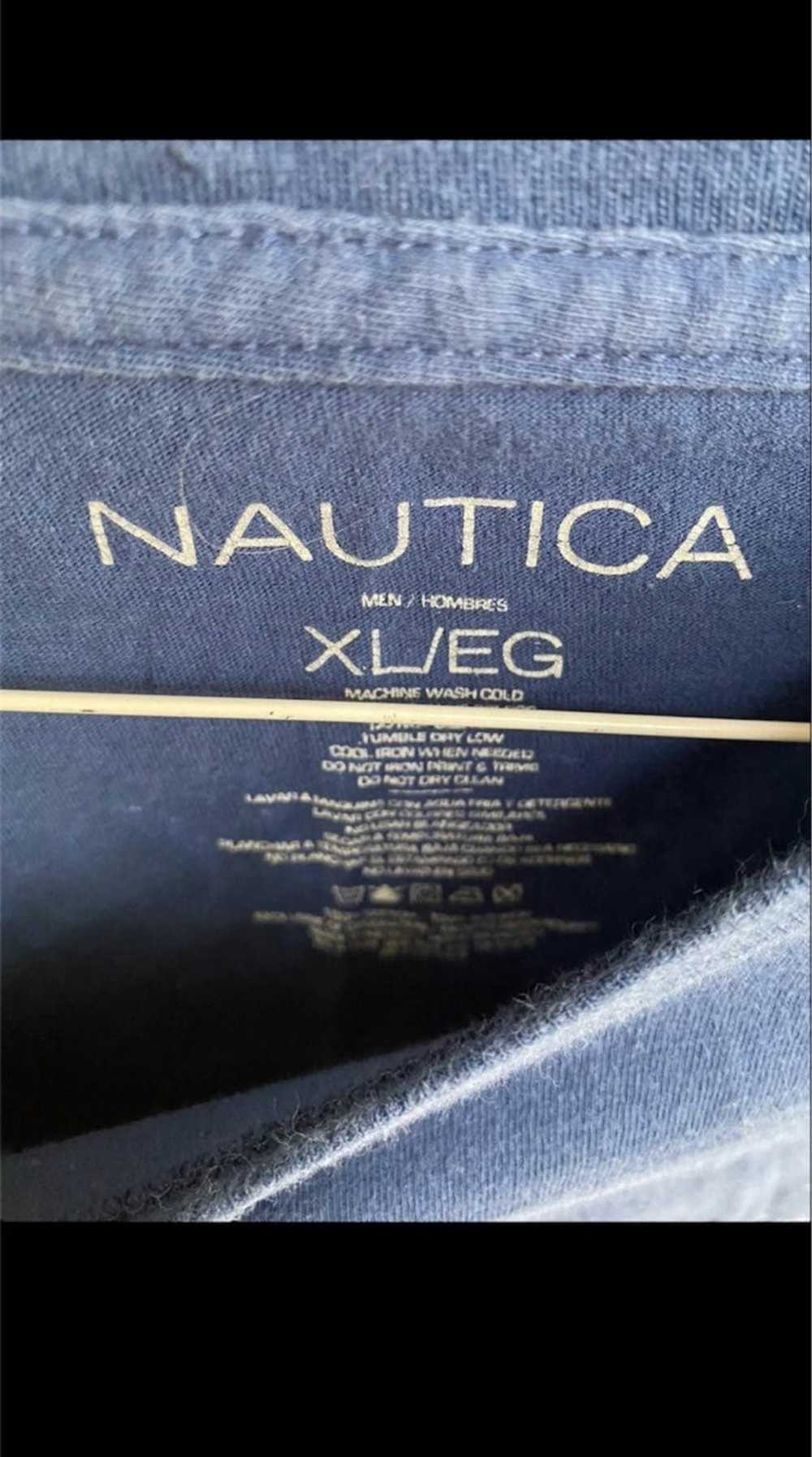 Nautica × Streetwear × Vintage Nautica Graphic Tee - image 3