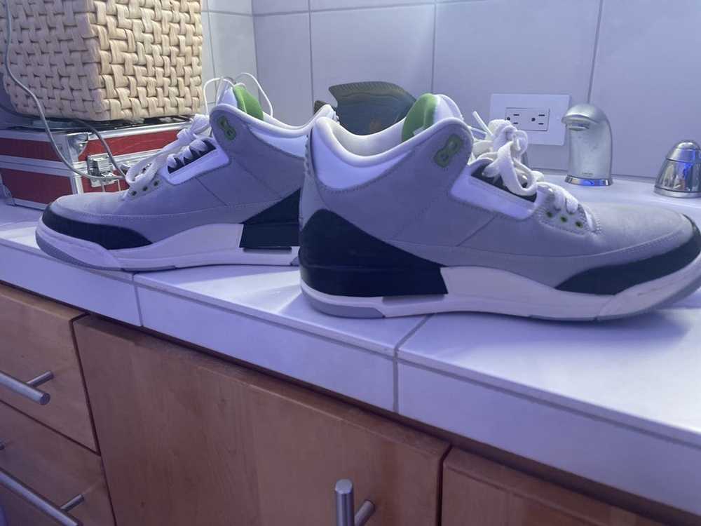 Jordan Brand × Nike Air Jordan 3 chlorophyll - image 5