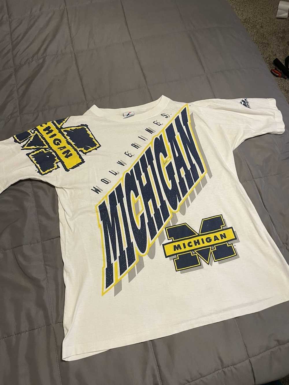 Vintage Vintage Michigan Wolverines Football T sh… - image 1