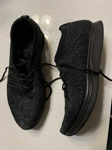 Nike Nike Flyknit Racer - triple black