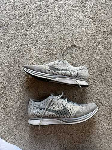 Nike Nike Flyknit Racer Grey 9.5 862713002