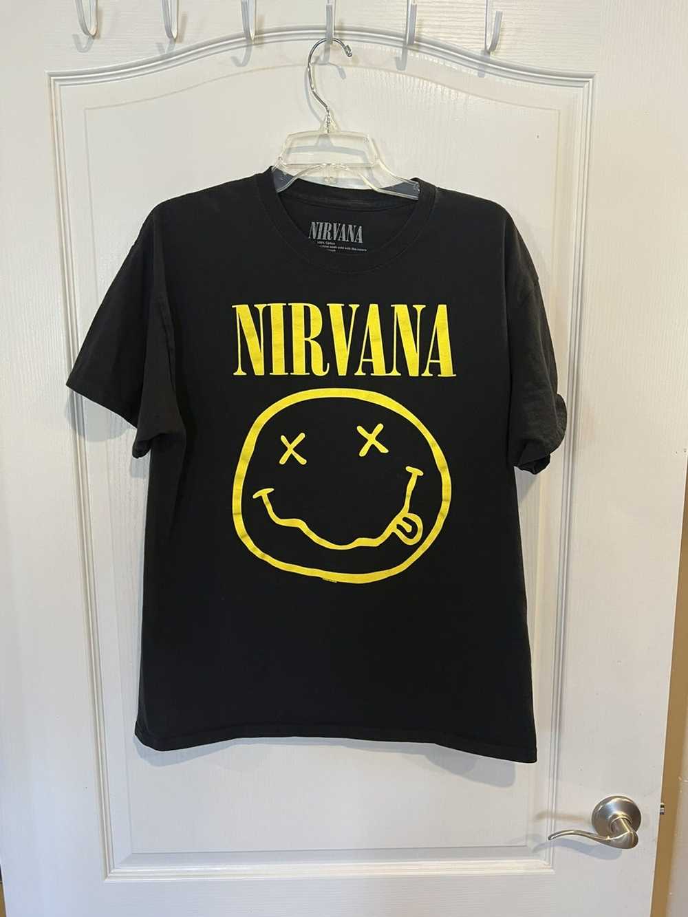 Nirvana Nirvana Smiley Face Shirt size large - image 1