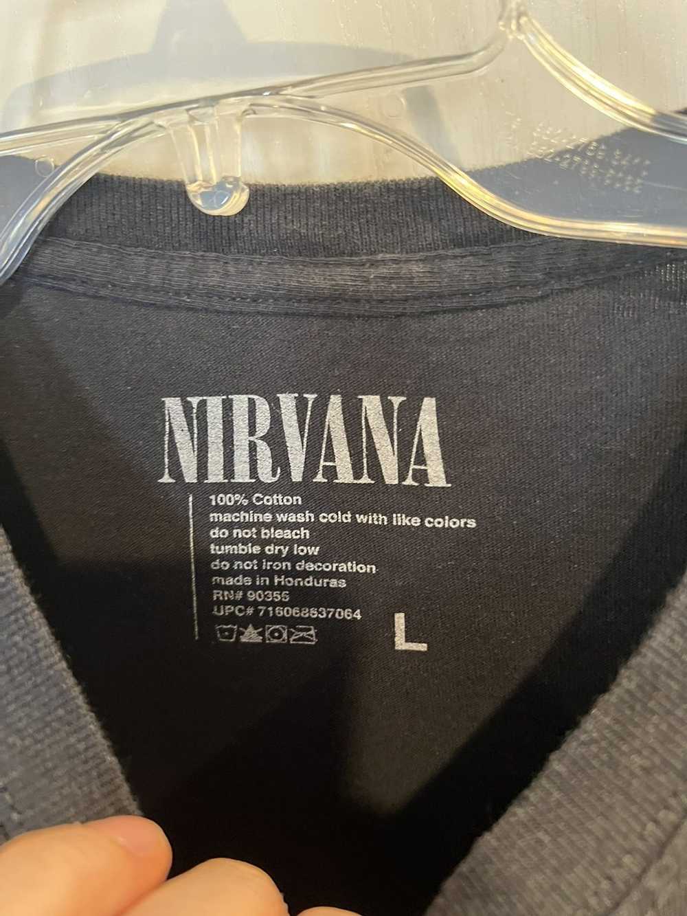 Nirvana Nirvana Smiley Face Shirt size large - image 2