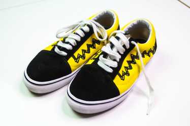 Black and outlet yellow snoopy vans