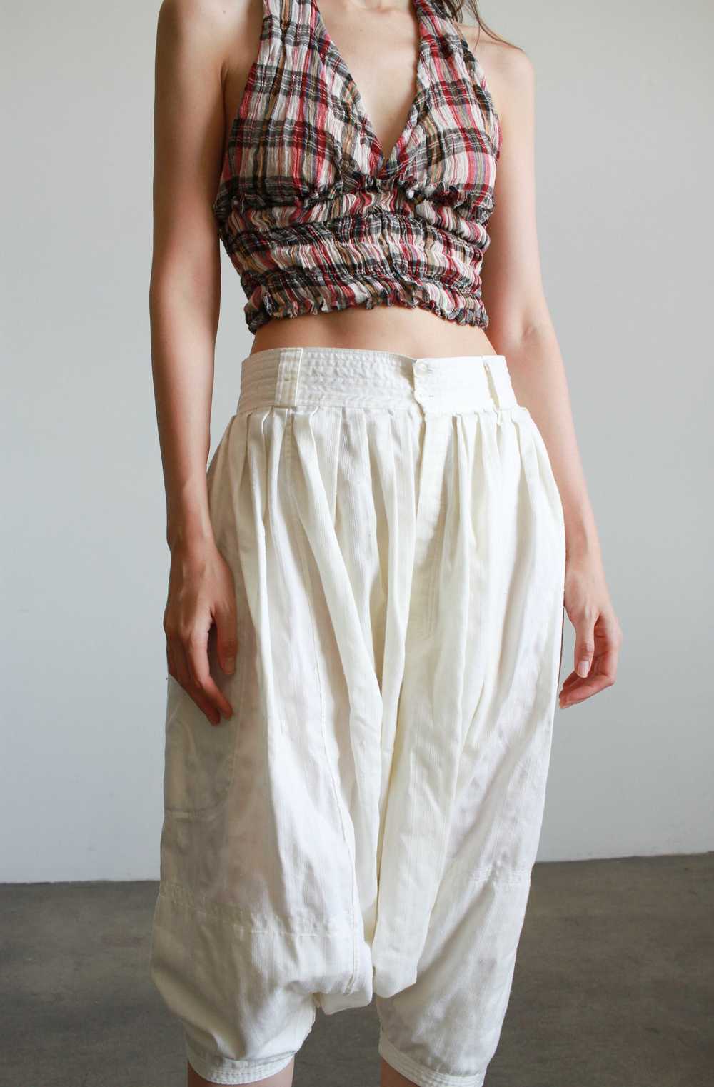 1980s White Linen Drop Crouch Knicker Pants - image 10