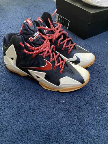 Nike Lebron 11 Independence Day