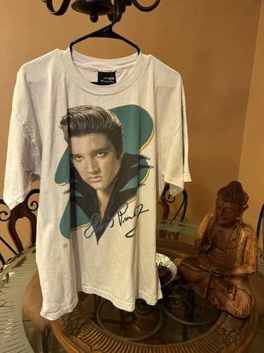 Vintage 1996 Elvis Presley tee