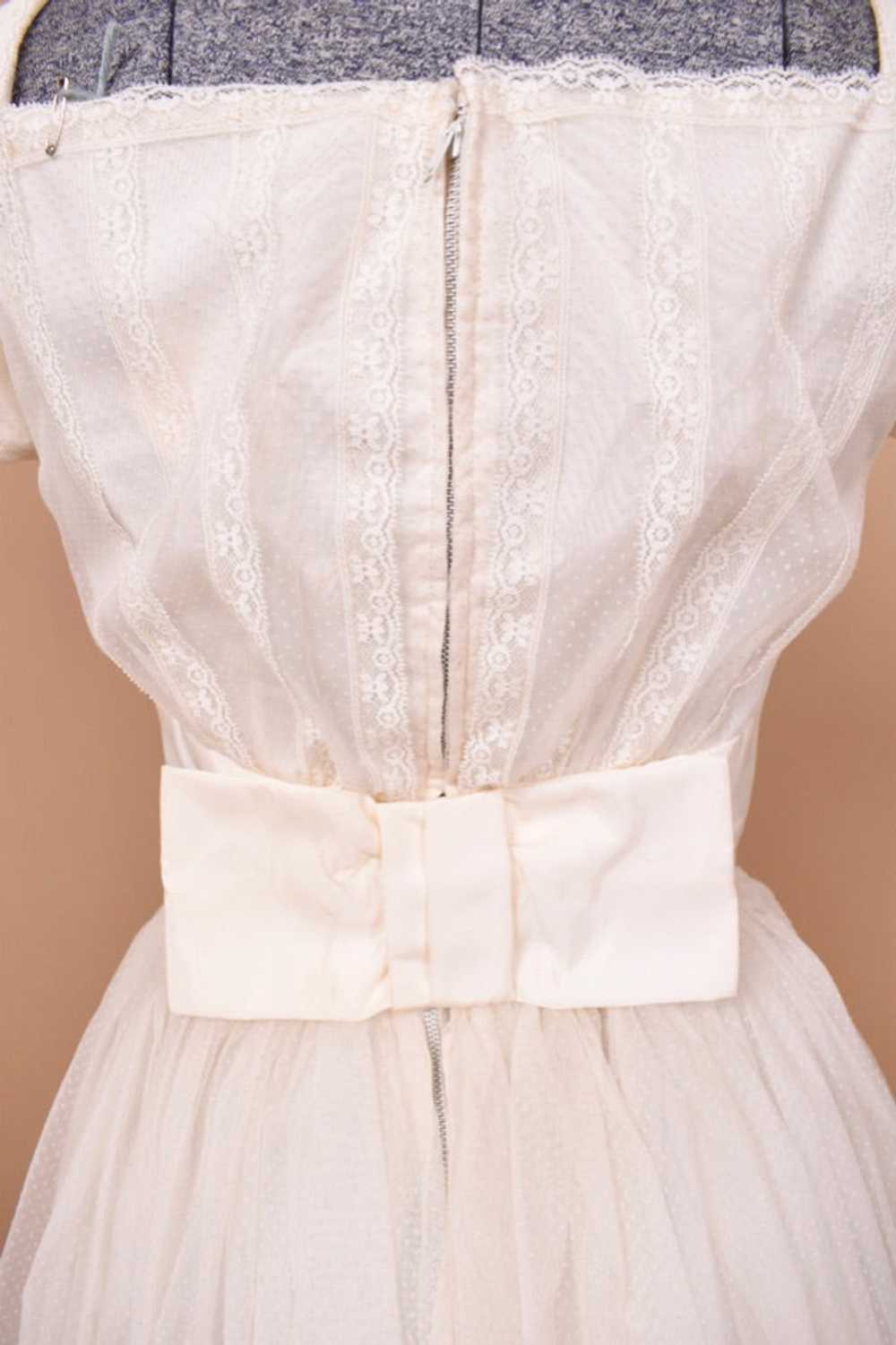 White 50s Princess Wedding Dress By Harry Keiser,… - image 9