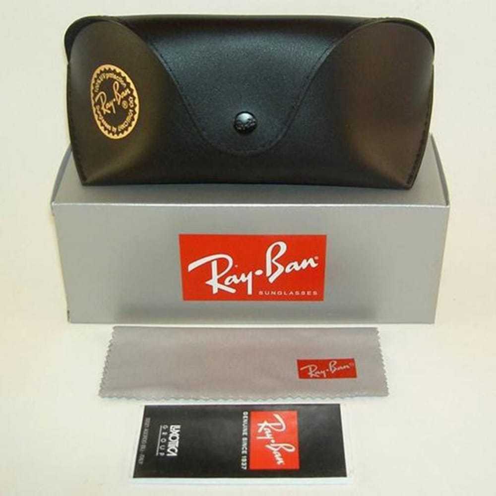 Ray-Ban Original Wayfarer sunglasses - image 4