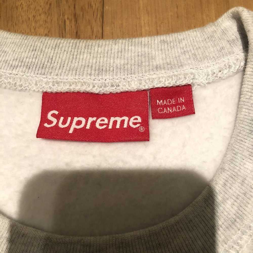 Supreme Supreme box logo crewneck fw18 ash grey - image 3