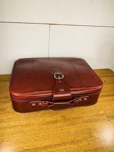 Vintage American Tourister Escort Brown Suitcase (Large) – Society of St  Vincent de Paul Council of Pittsburgh